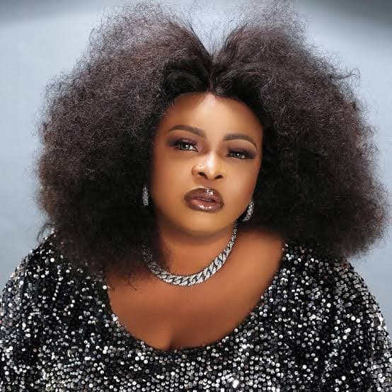 Nollywood Star Actress, Dayo Amusa, Speaks Exclusively With Global Excellence On Her Life, Career And Style *”I don’t go with crowd”